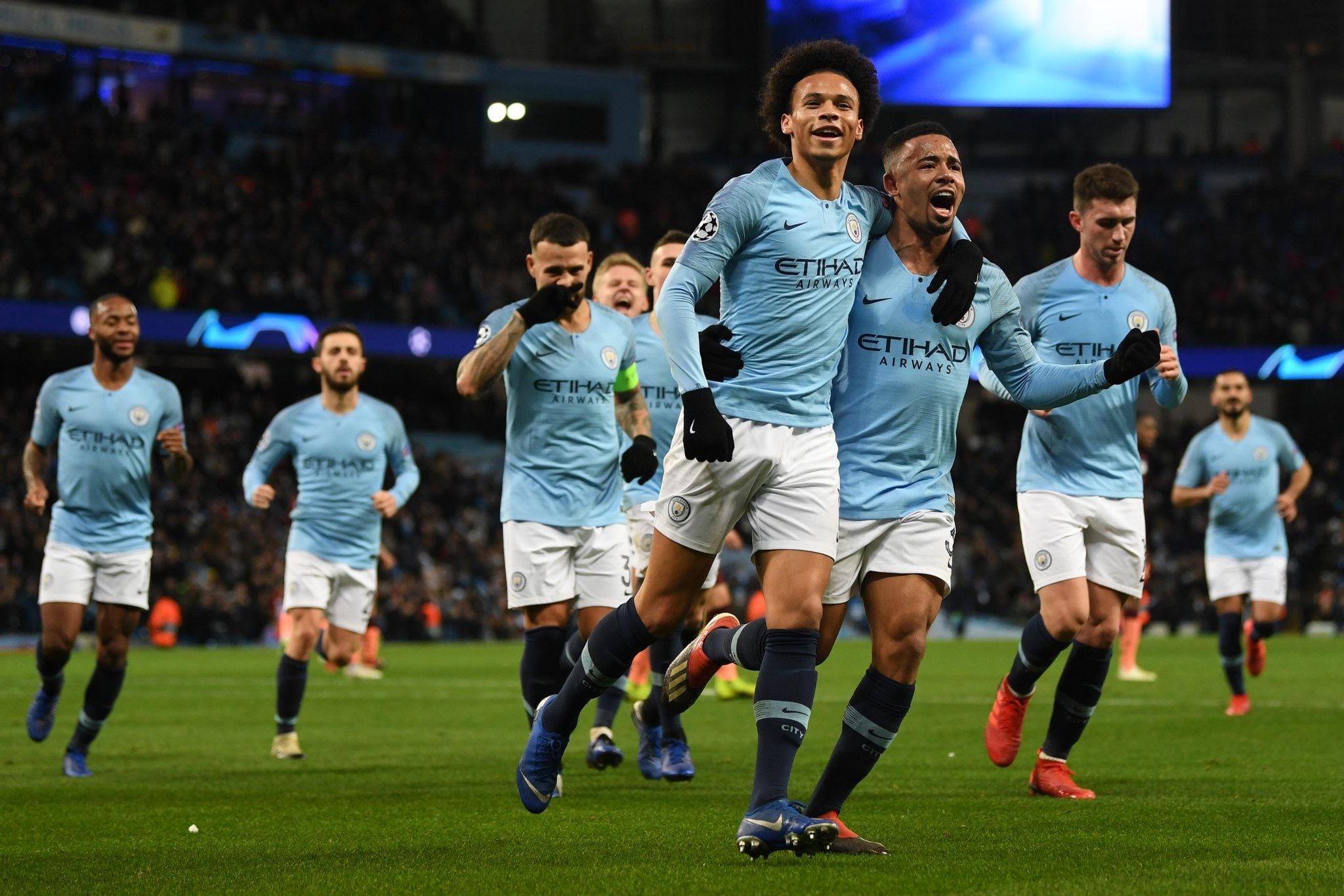 凭借俊俏的 凭借俊俏的